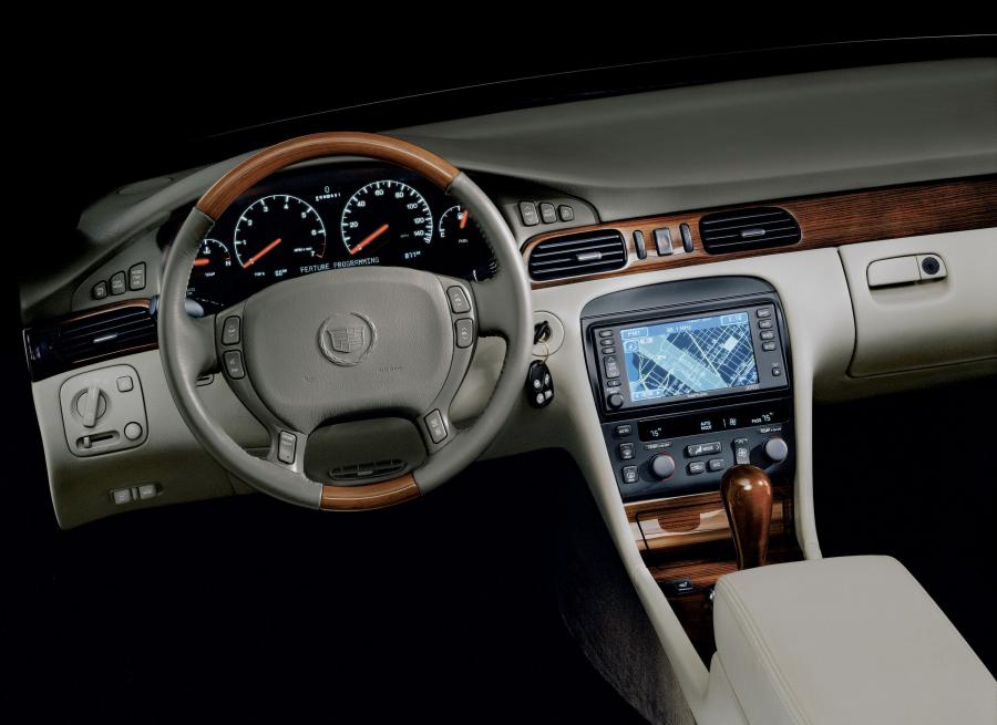  Cadillac Seville 1998 года  (фото 7 из 94)
